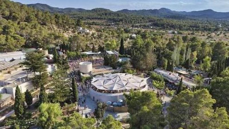 528 Ibiza image 6