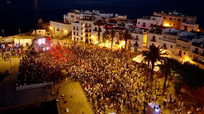 Ibiza Puerto image 7