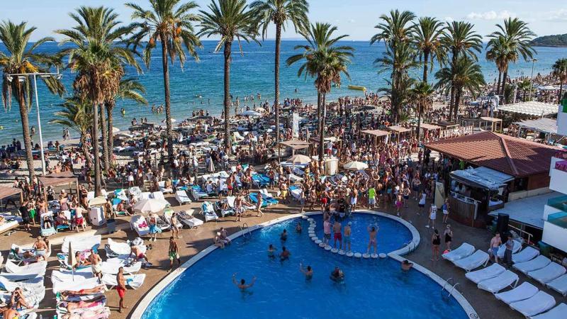 Ibiza Jet Apartments image 1