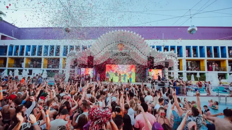 Ibiza Rocks image 2