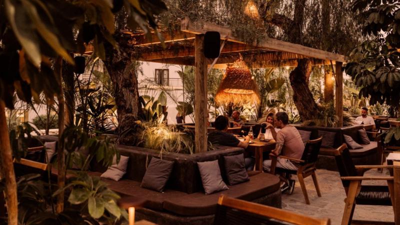 Sundara Restaurant And Club image 2