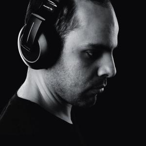 Navider
