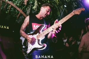 M3 Ibiza Live Musician Show