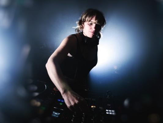 BAMBI B2B JAVI GON