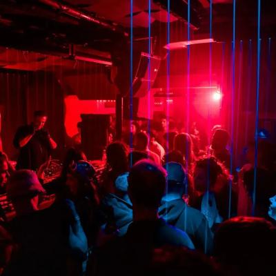 Les Enfants Pres. Dubfire Open To Close